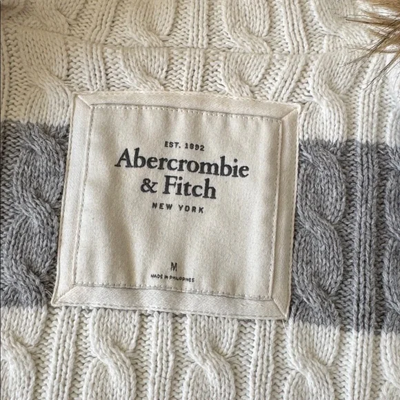 RARE Vintage Y2K Abercrombie & Fitch Fur Hood Moose Sweater Lined Hoodie M - Picture 5 of 9